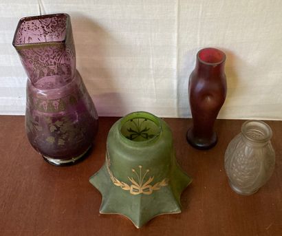 Set of glass trinkets: large mauve glass...