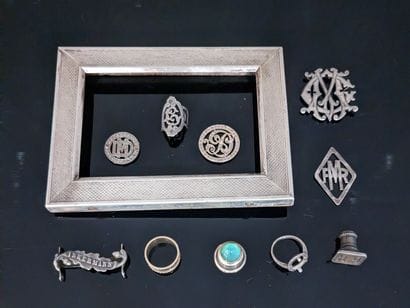 Rectangular silver frame (800), with guilloche...