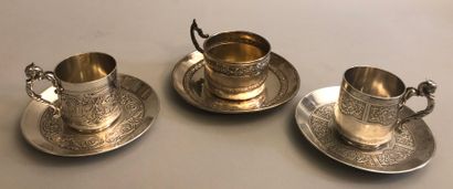 Three silver cups and their saucer (925)...