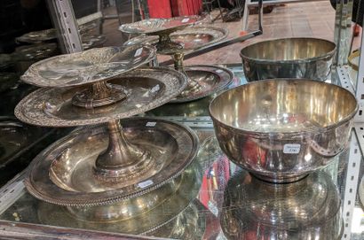 Set in silver plated metal, including: a...
