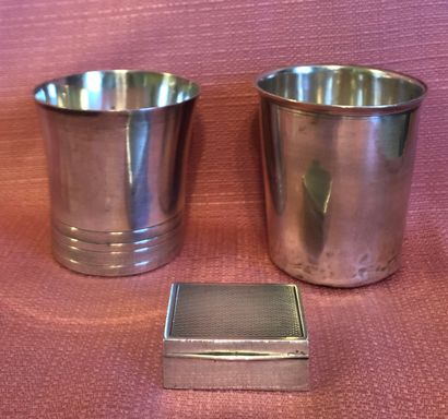 Silver set (925), including : - a tulip kettledrum,...