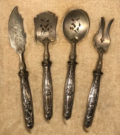 Candy set comprising four pieces, handles...