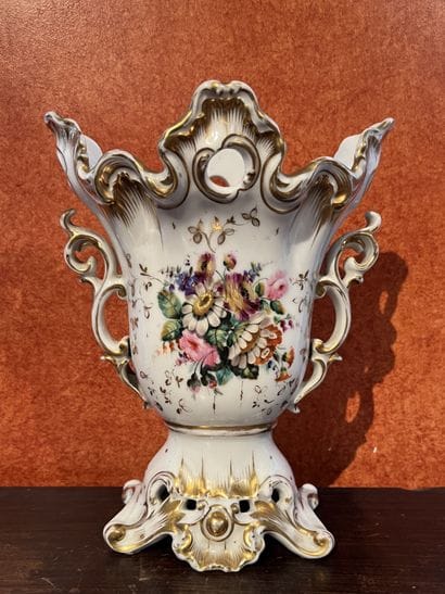 Church vase in white porcelain enhanced with...