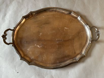 Oval serving tray in silver plated metal...