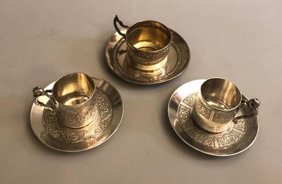 Three silver cups and their saucer (925)...