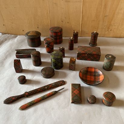 Set of boxes, case, letter opener, dance...
