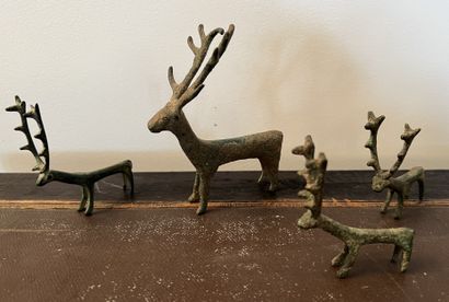 Set composed of one large and three small...