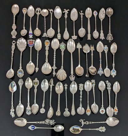 Set of silver collection spoons (800, 925...
