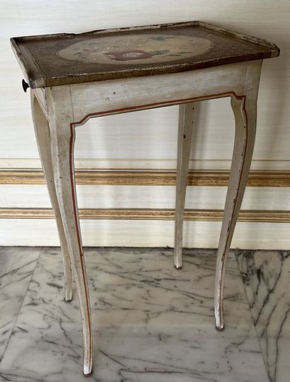Small living room table in grey painted wood...