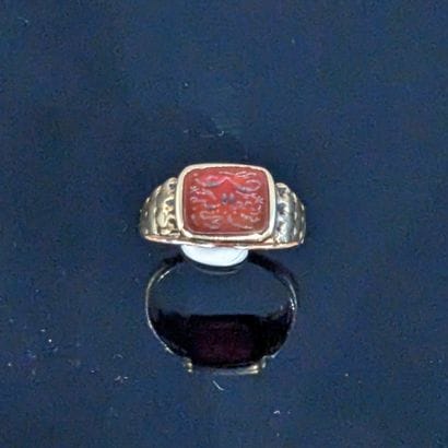 Ring in 18K (750) yellow gold, set with a...