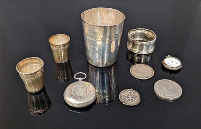 Silver (925): timbale engraved 28 in a cartouche,...
