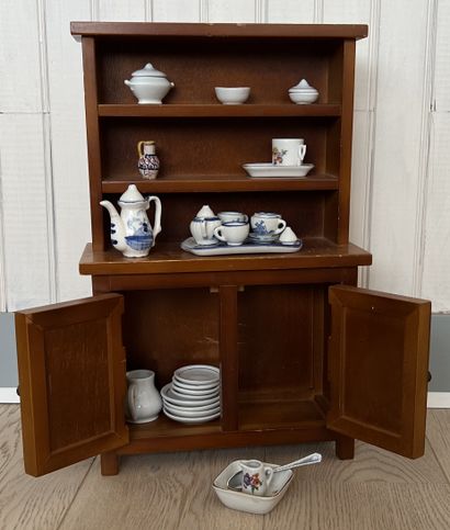 Doll's sideboard with two bodies in varnished...