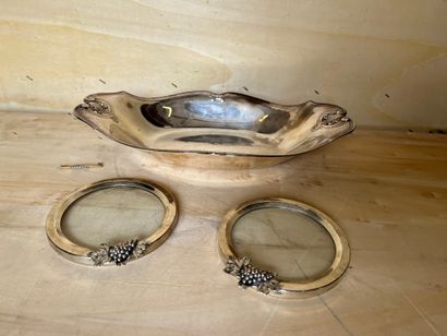 Oval basket out of silver plated metal, the...