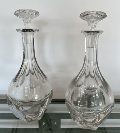 Set of crystal carafes: - suite of four,...