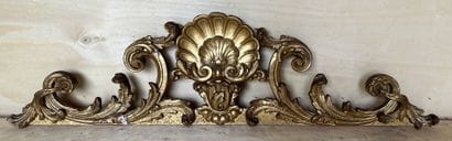 Fronton in gilded and carved wood decorated...
