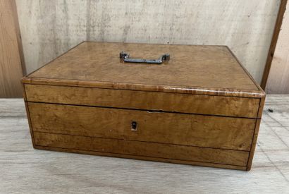 Box in burr inlaid with nets. The catch of...