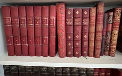 Caisse de livres : sept volumes Thiers, trois...
