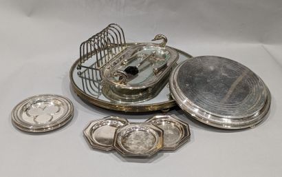 Silver plated metal: - circular centerpiece...