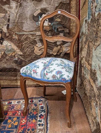 Paire de chaises de chambre en bois naturel,...