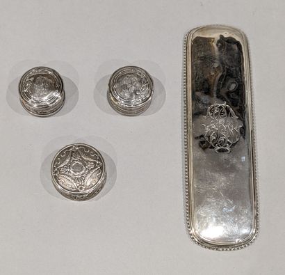 Silver set (925) : - pill box, the lid with...