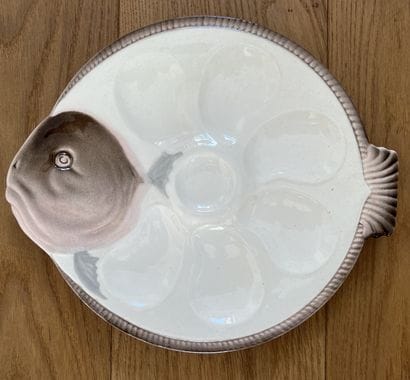Longwy : service of twelve oyster plates...