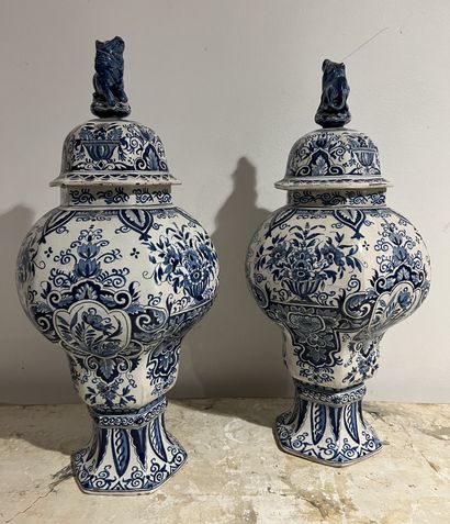 Pair of covered vases baluster of hexagonal...