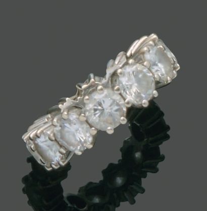 Wedding band in 18K (750) white gold, set...