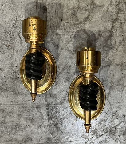 Paire de petites appliques murale en bronze...