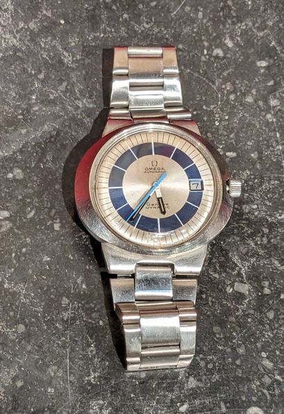 OMEGA. Montre bracelet d'homme en acier,...