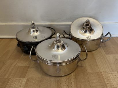 Set of three silver-plated vegetable dishes,...