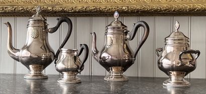 Silver-plated metal serving set with shell...