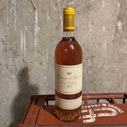 CHATEAU YQUEM, C1 Supérieur, Sauternes, 1988....