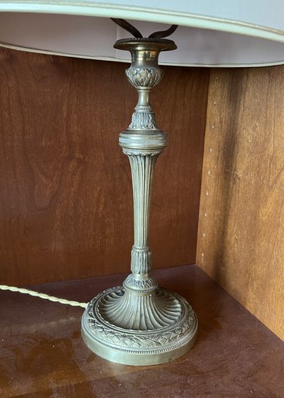 Gilt bronze torch with foliage frieze decoration,...