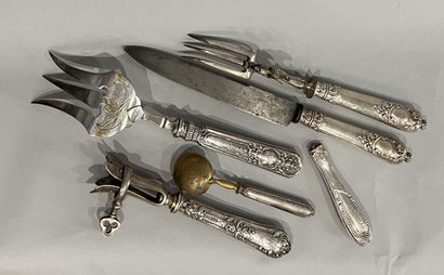 Set of silver-plated serving or carving utensils...