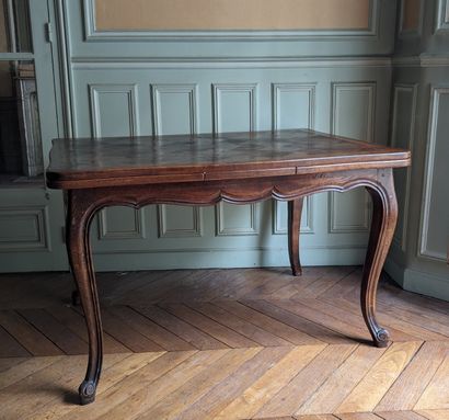 Table en bois naturel à allonges à l'italienne,...