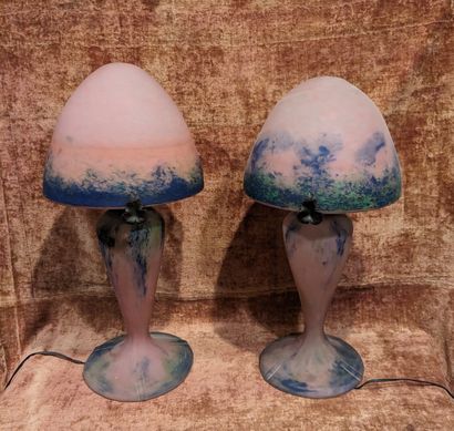 Le Verre Français. Deux lampes champignon...