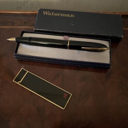WATERMANN black-lacquered pen with 18K (750)...