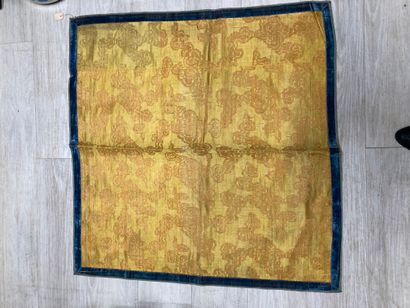 CHINE - XIXe siècle. Ensemble de six pièces...