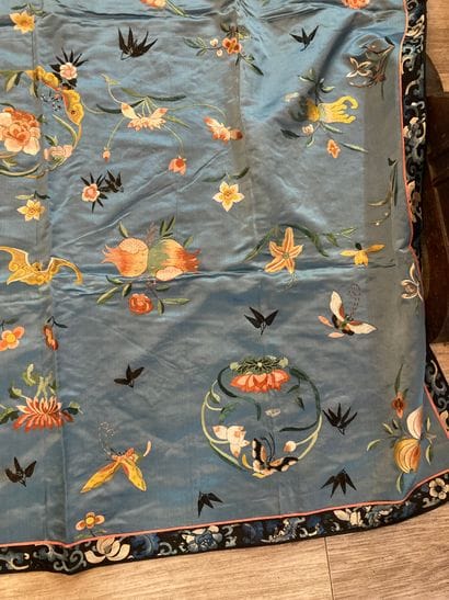 CHINE - XIXe siècle. Gand panneau de décoration...