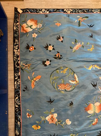 CHINE - XIXe siècle. Gand panneau de décoration...