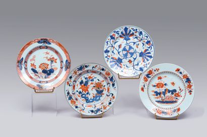 CHINE - Epoque KANGXI (1662-1722). Quatre...