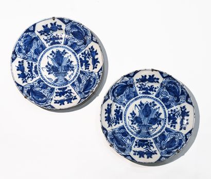 DELFT, 18th century. Pair of earthenware...