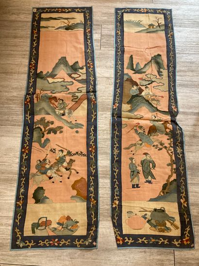 CHINE - XXe siècle. Ensemble de quatre pièces...