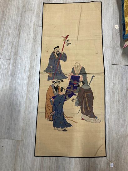 CHINE - XXe siècle. Ensemble de deux pièces...