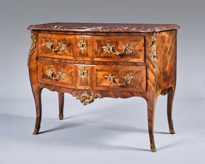 Chest of drawers with curved front and sides...