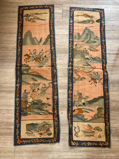 CHINE - XXe siècle. Ensemble de quatre pièces...