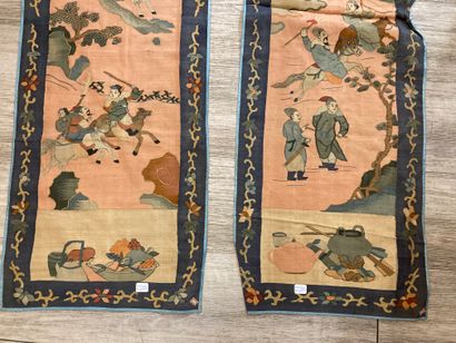 CHINE - XXe siècle. Ensemble de quatre pièces...