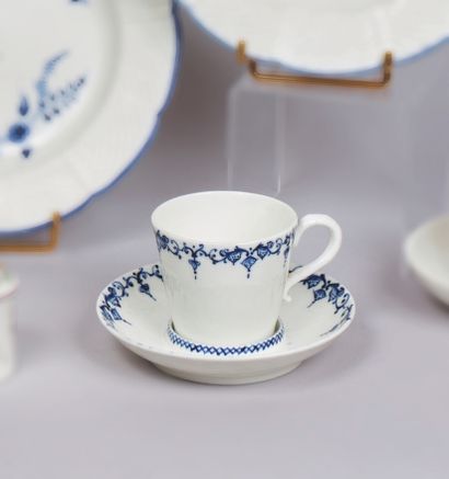 Paris, à l'imitation des porcelaines de Saint-Cloud,...
