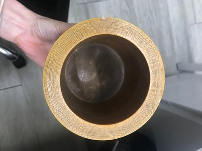 CHINE - XIXe siècle. Pot à pinceaux bitong...