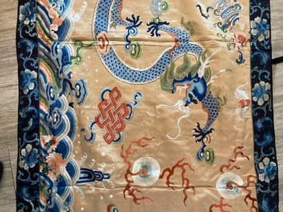 CHINE - XIXe siècle. Grand panneau de décoration...